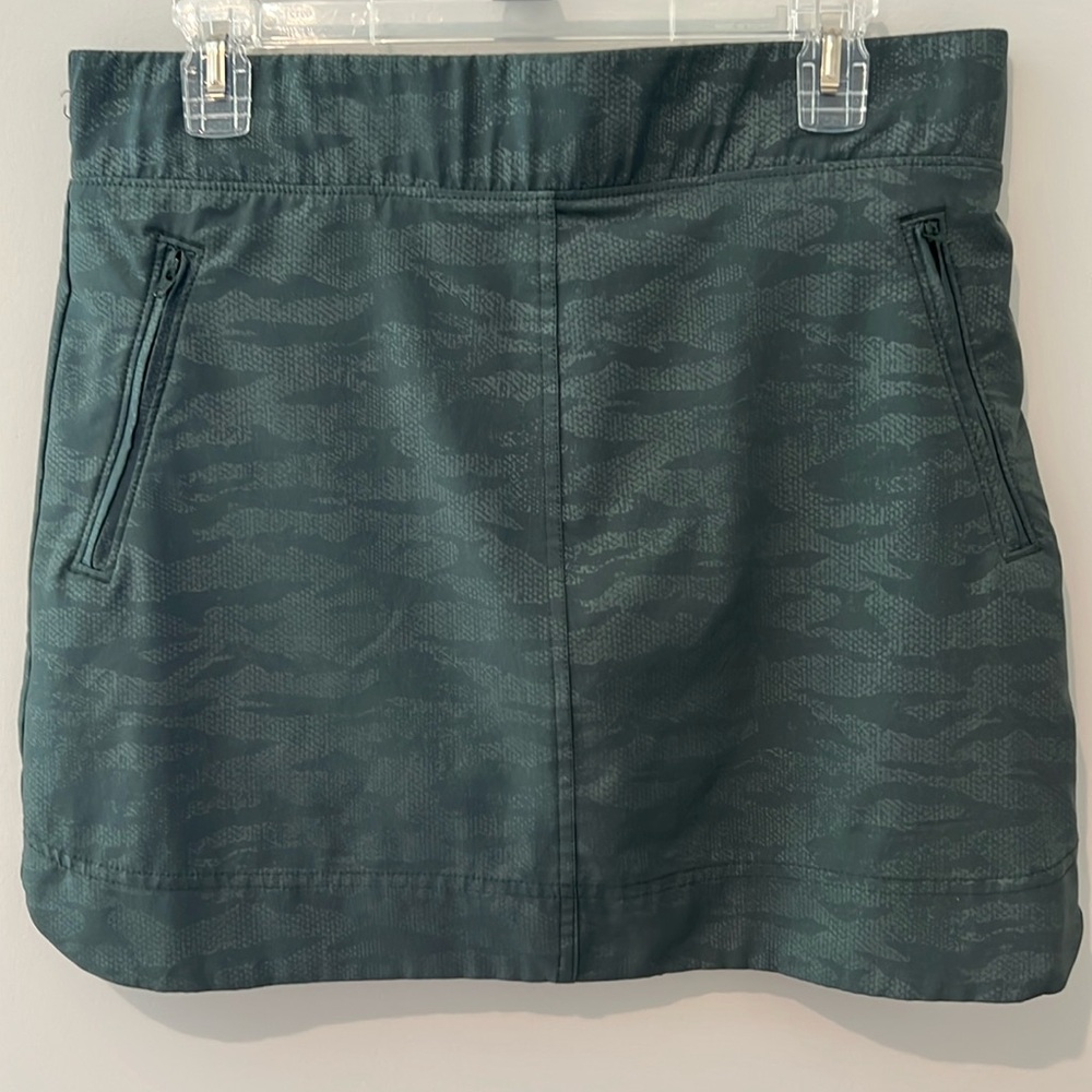 ORVIS Women's Embossed Pull-On Travel
Skort OLIVE GREEN Medium M Golf Active